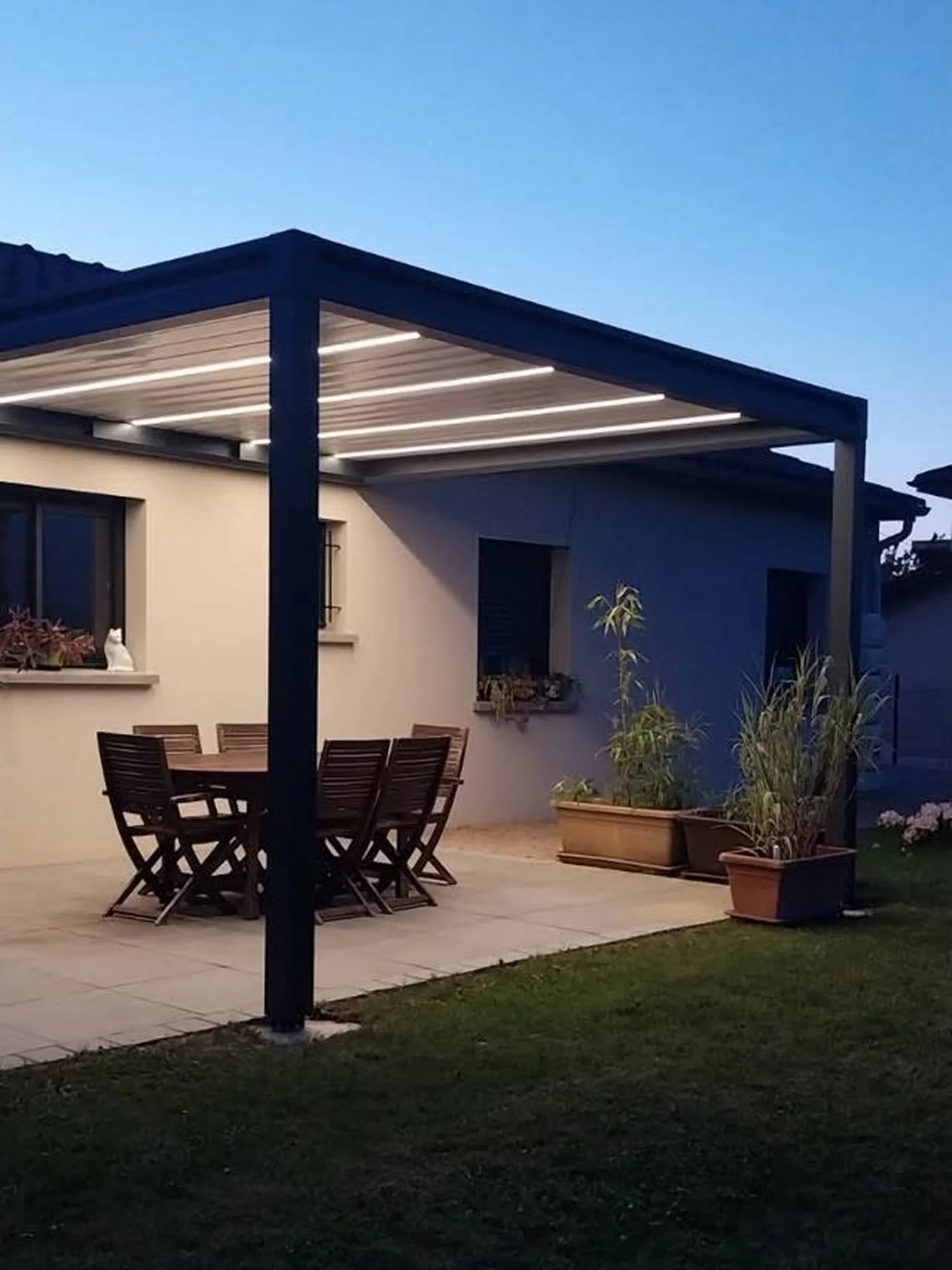 Spécialiste d'installation de pergola proche de Montluel et ses alentours